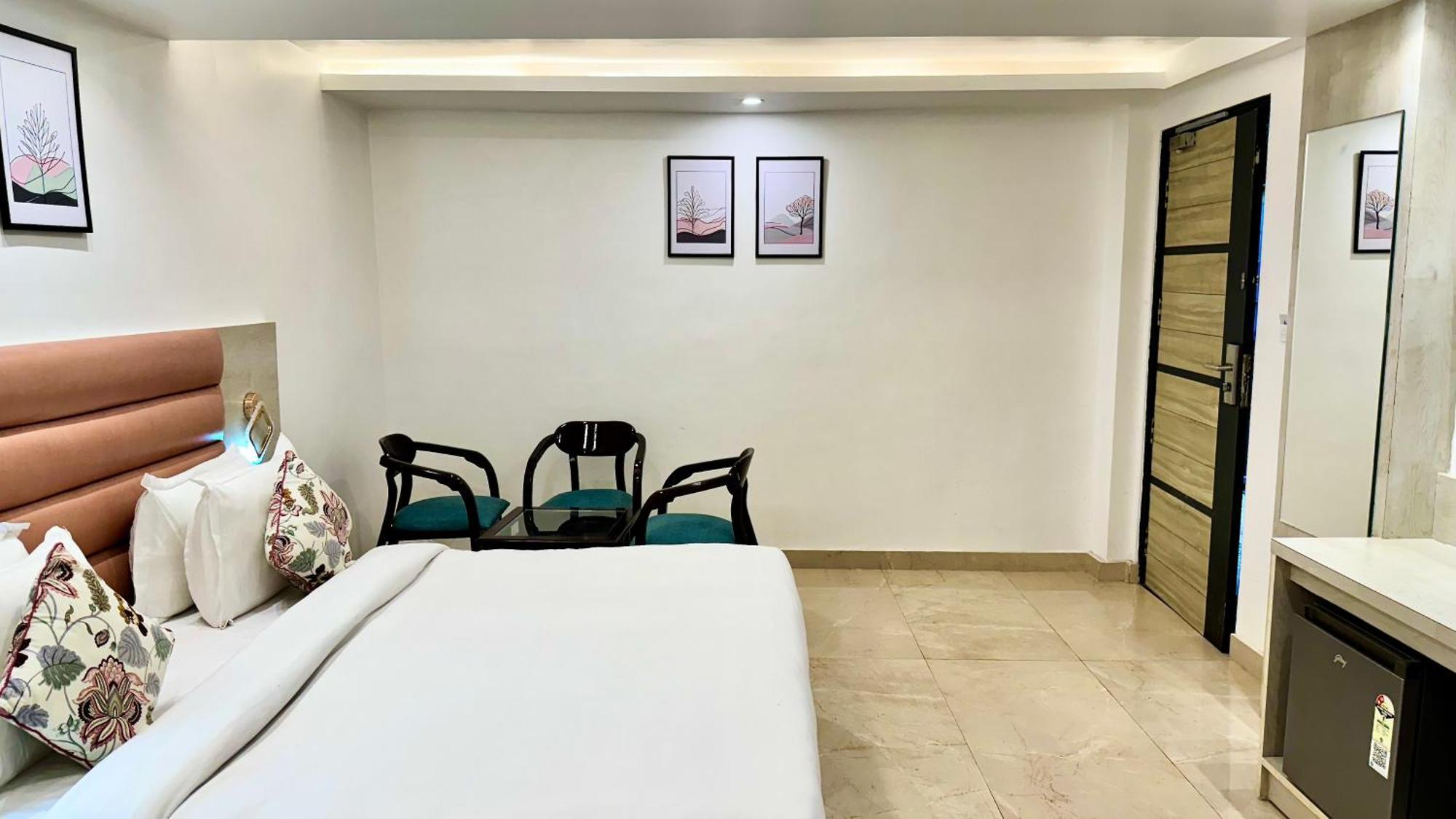 Hotel Pride Inn - 800 Mts From Mall Road Mussoorie Eksteriør billede