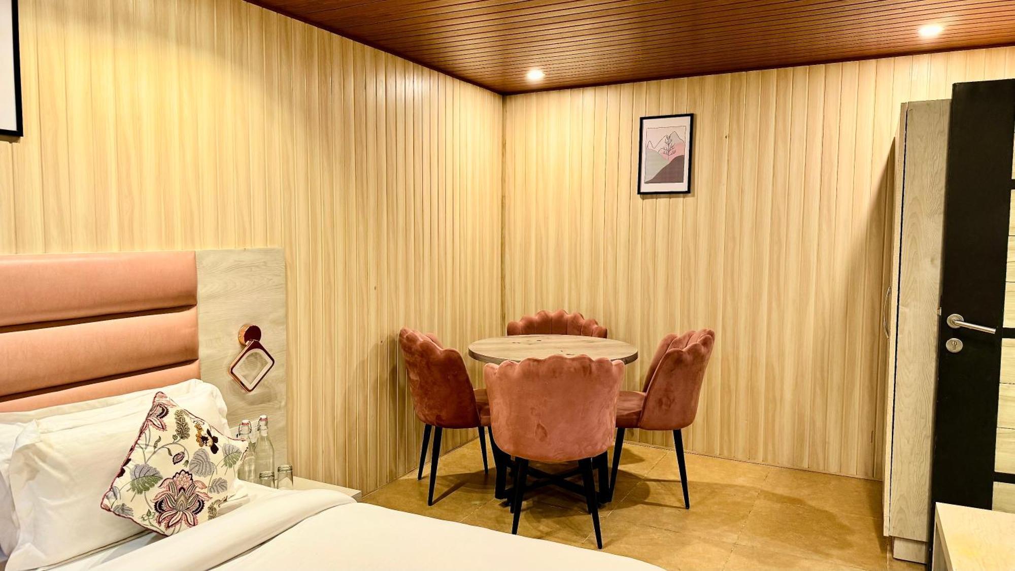 Hotel Pride Inn - 800 Mts From Mall Road Mussoorie Eksteriør billede