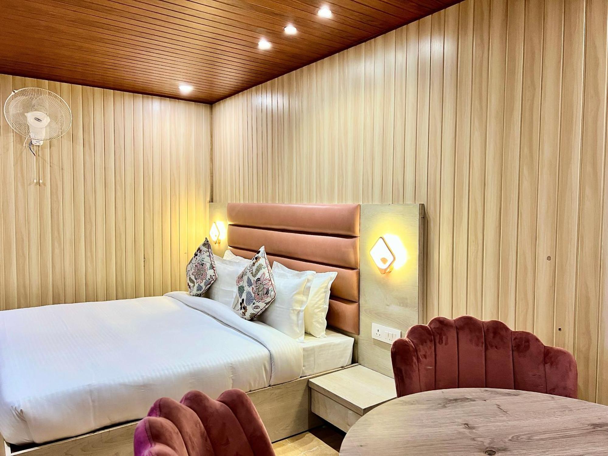 Hotel Pride Inn - 800 Mts From Mall Road Mussoorie Eksteriør billede
