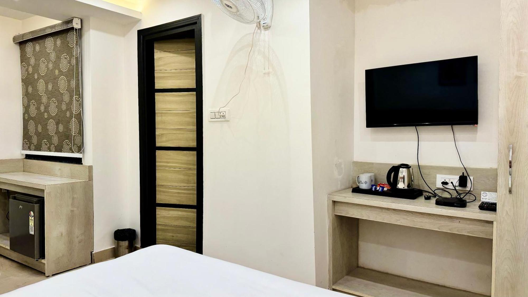 Hotel Pride Inn - 800 Mts From Mall Road Mussoorie Eksteriør billede
