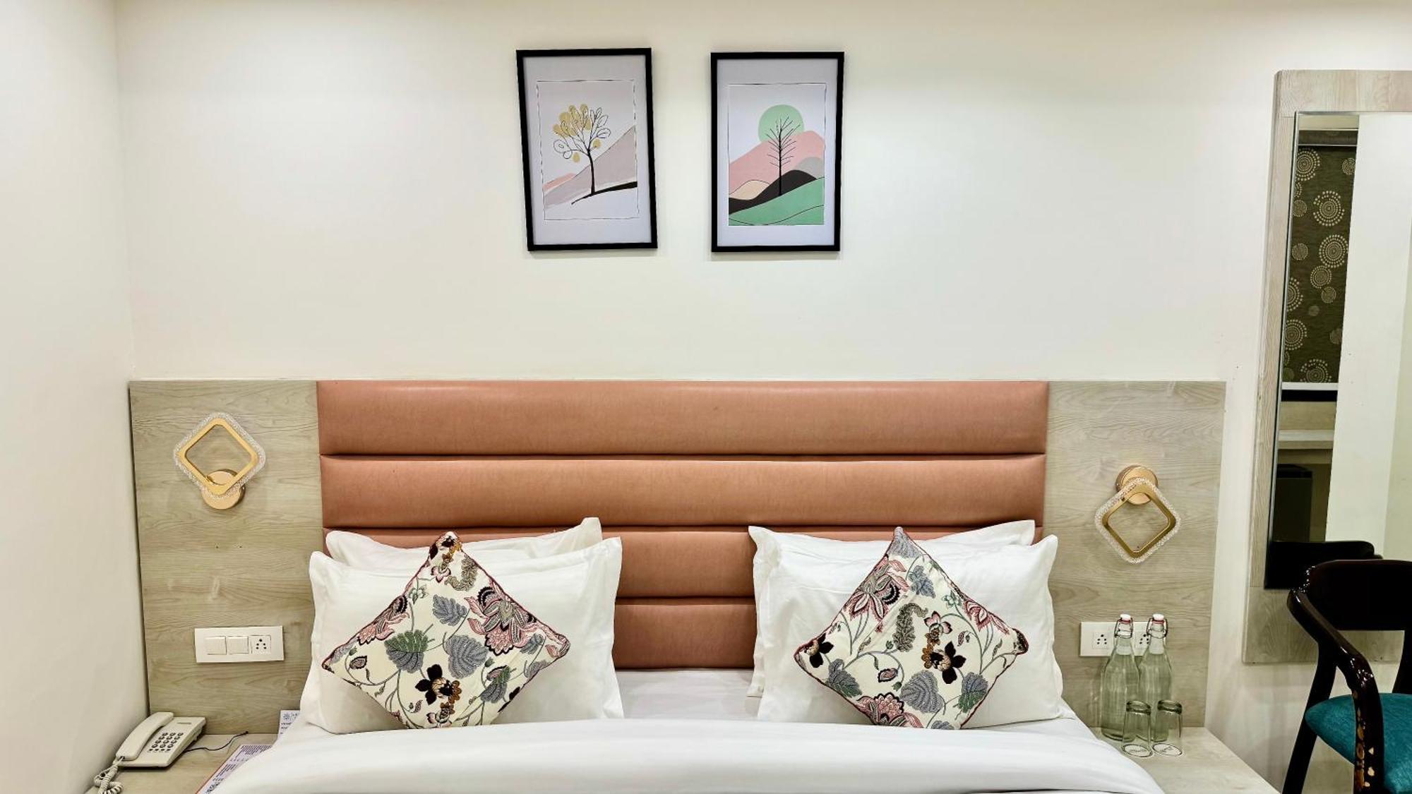 Hotel Pride Inn - 800 Mts From Mall Road Mussoorie Eksteriør billede