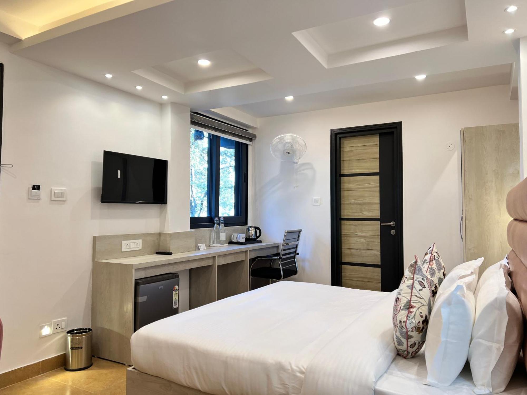 Hotel Pride Inn - 800 Mts From Mall Road Mussoorie Eksteriør billede